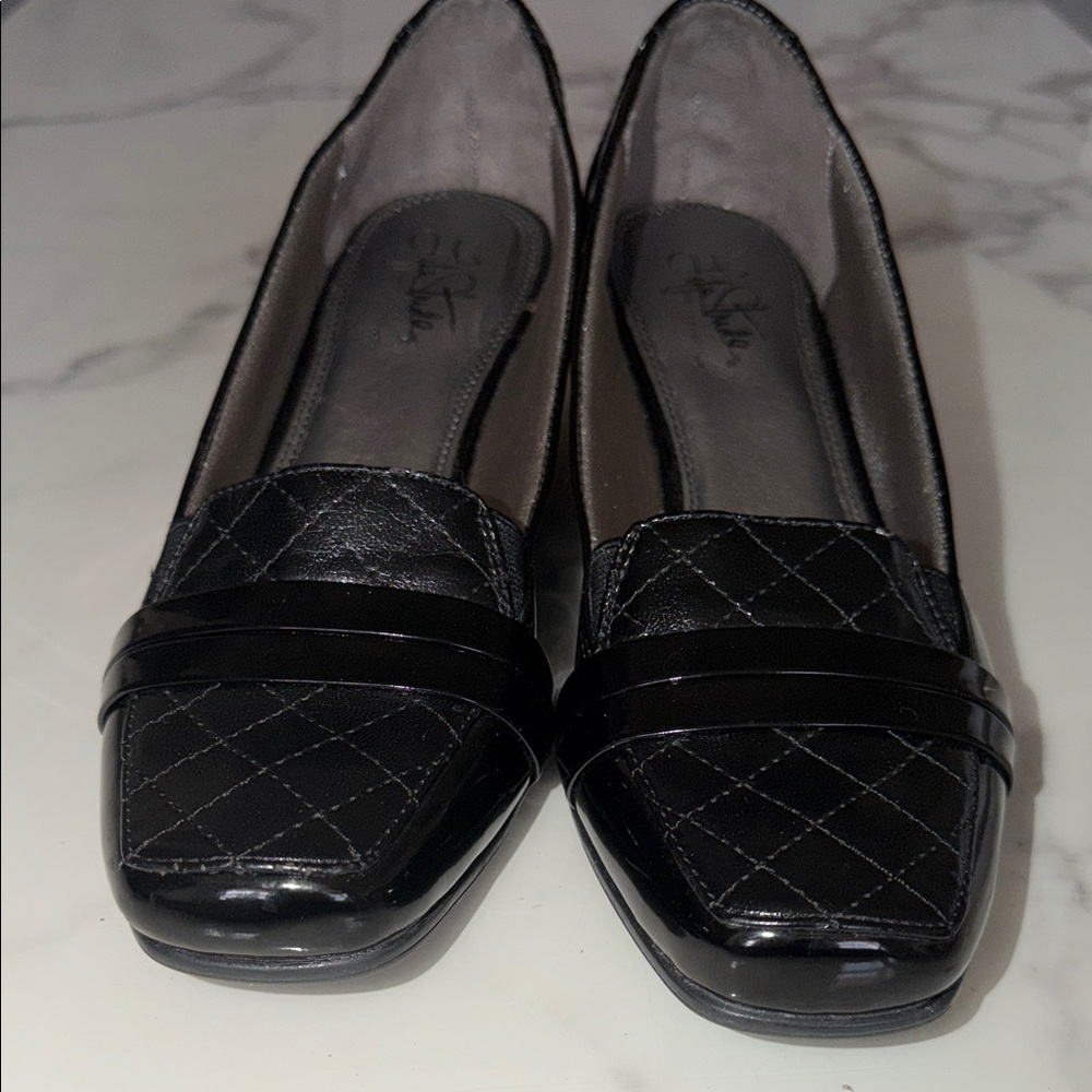 LifeStride Black Patent Leather Wedge Pumps Comfort Flex  Women’s  Size 9.5M